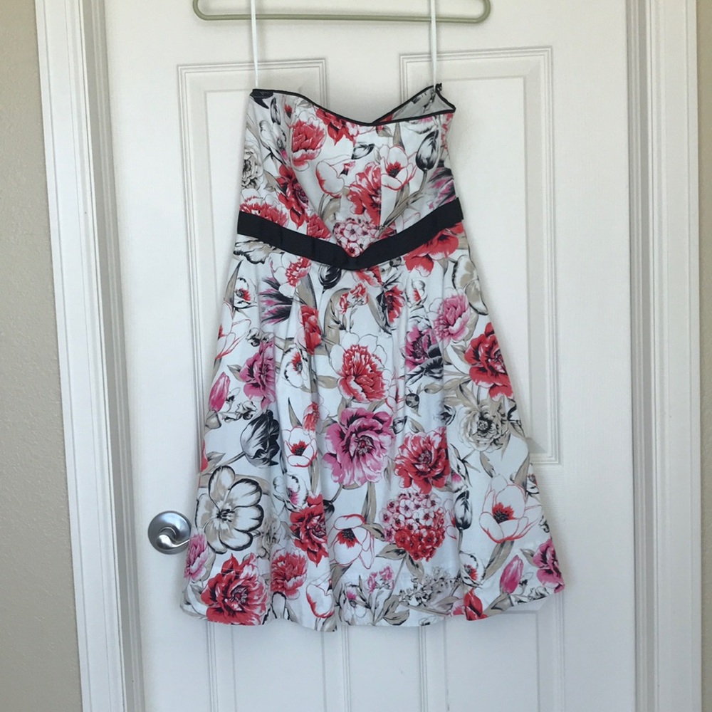 White House Black Market Floral Dress